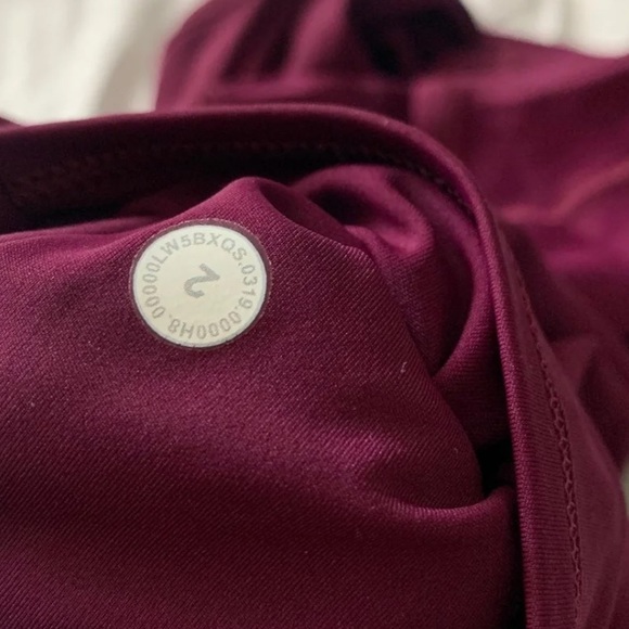 ❤️ Lululemon Fast & Free 25” Leggings Tights Size 2 Marvel NWOT - Picture 4 of 4